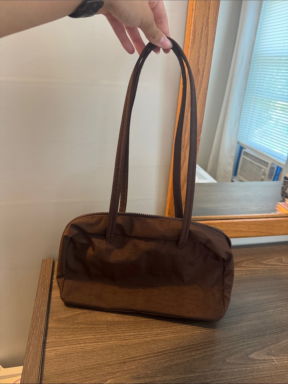 BAGGU Brown Shoulder Bag with Long Straps - Picture 3 of 7